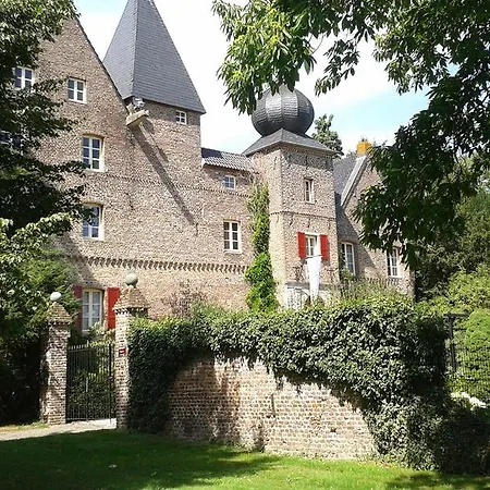 בית נופש Burgblick Brueggen