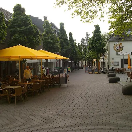 בית נופש Burgblick Brueggen